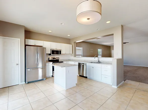 34341 S Colony Dr, Red Rock, AZ 85145