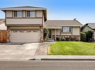 1521 Genesis Ct, Rohnert Park, CA 94928