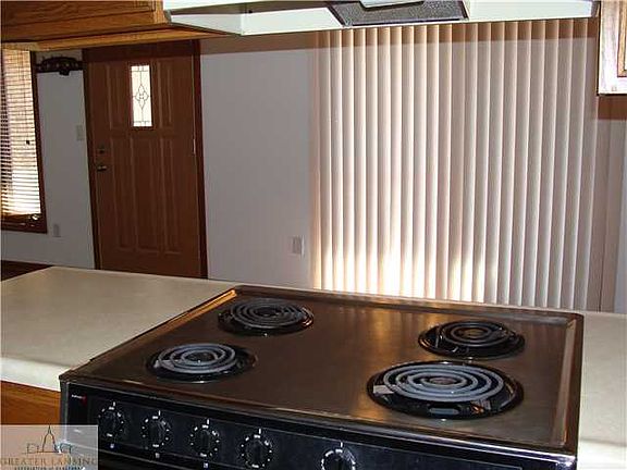 3rd image of 296 N Bonnie Brook Dr