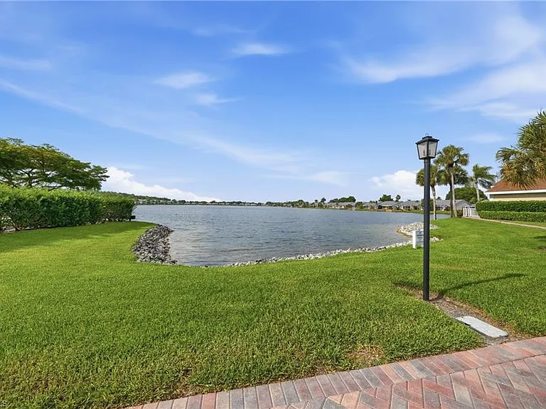 3320 W Crown Pointe Blvd #201 — Photo 39