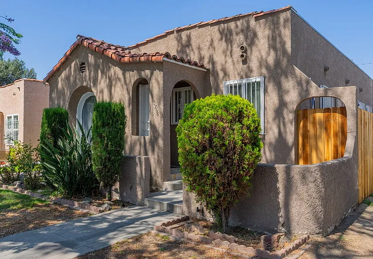 6765 Lemon Ave — Photo 1
