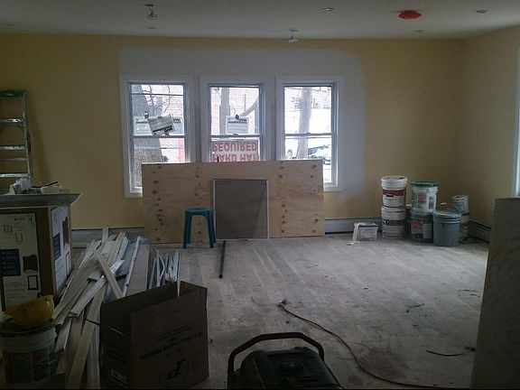 3rd image of 187-04 Dunkirk Drive