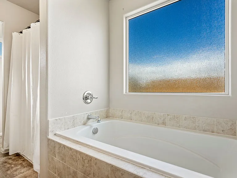 7287 Atlantis St — Photo 20