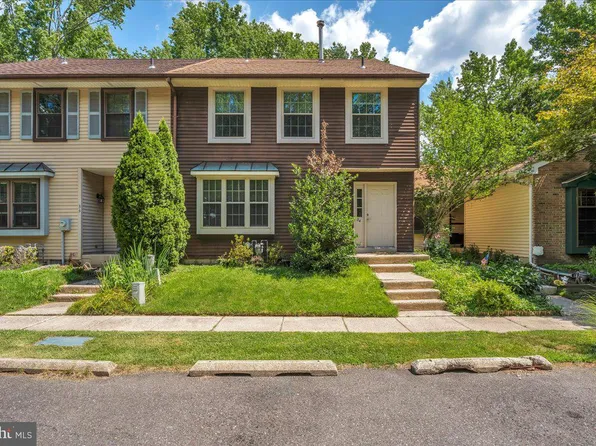 34 Fawnhollow Ct, Medford, NJ 08055