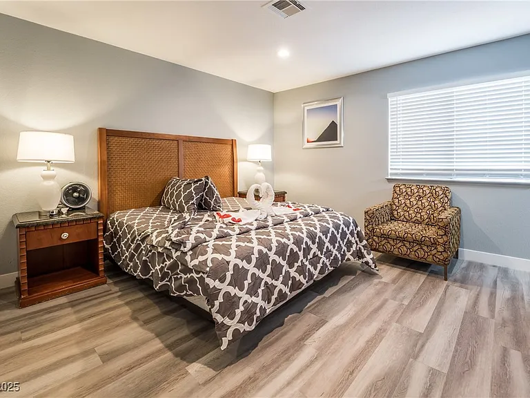 3955 Savoy Ct — Photo 3