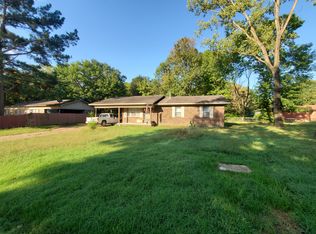 809 Guinn St, Newport, AR 72112