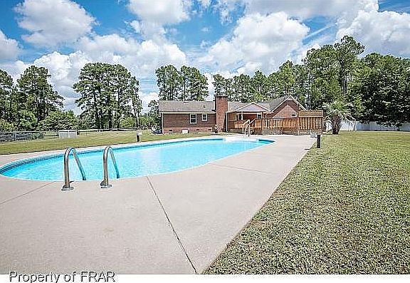 5th image of 262 Fairway Ln