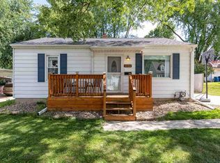 1532 Glenny Ave, Waterloo, IA 50702