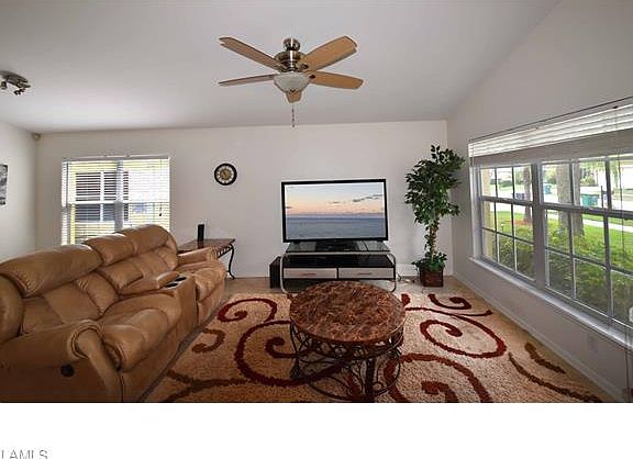 5th image of 15020 Savannah Dr