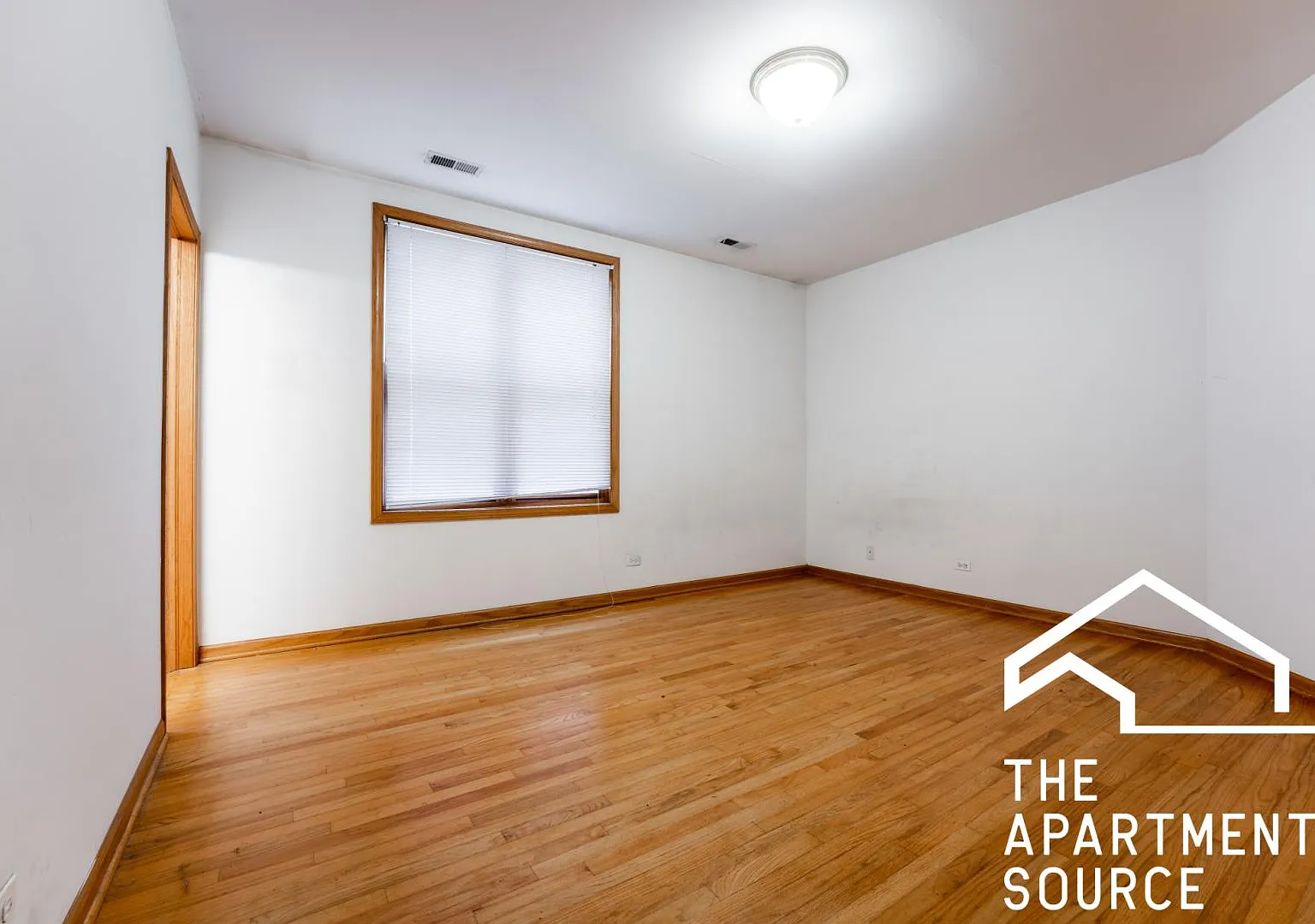 3 bed, $3,750 — Photo 2