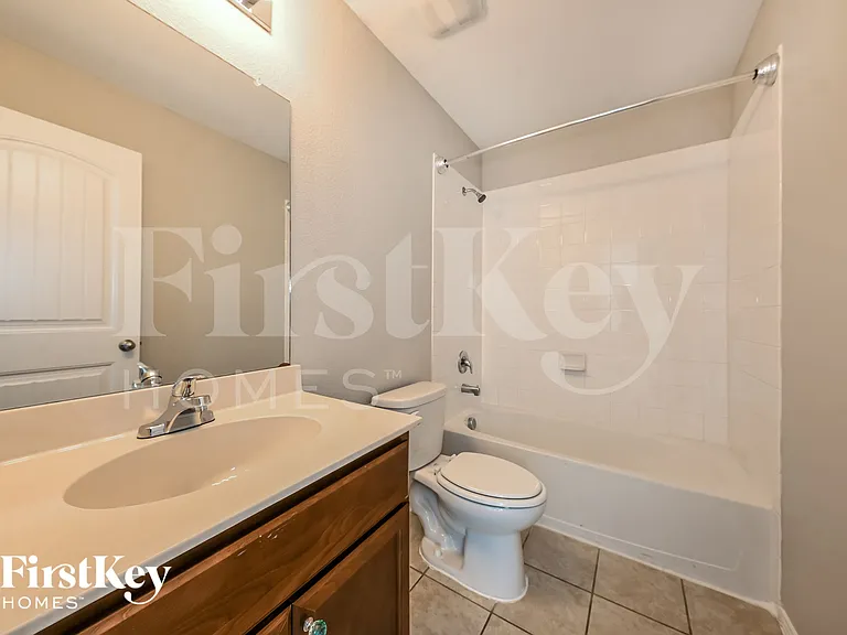 2803 Englenook Dr — Photo 14