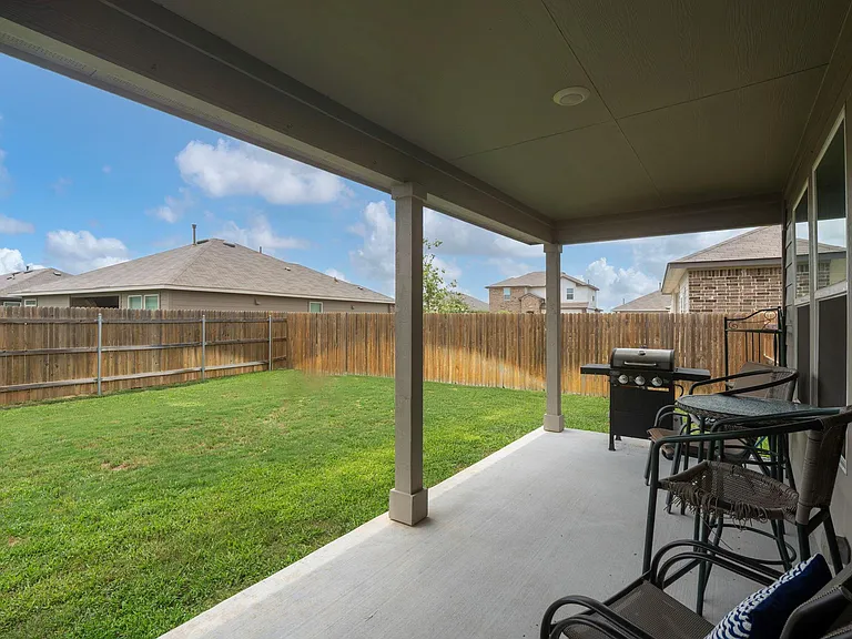 1444 Acorn Wood — Photo 26