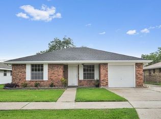 1020 Price Dr, Harvey, LA 70058