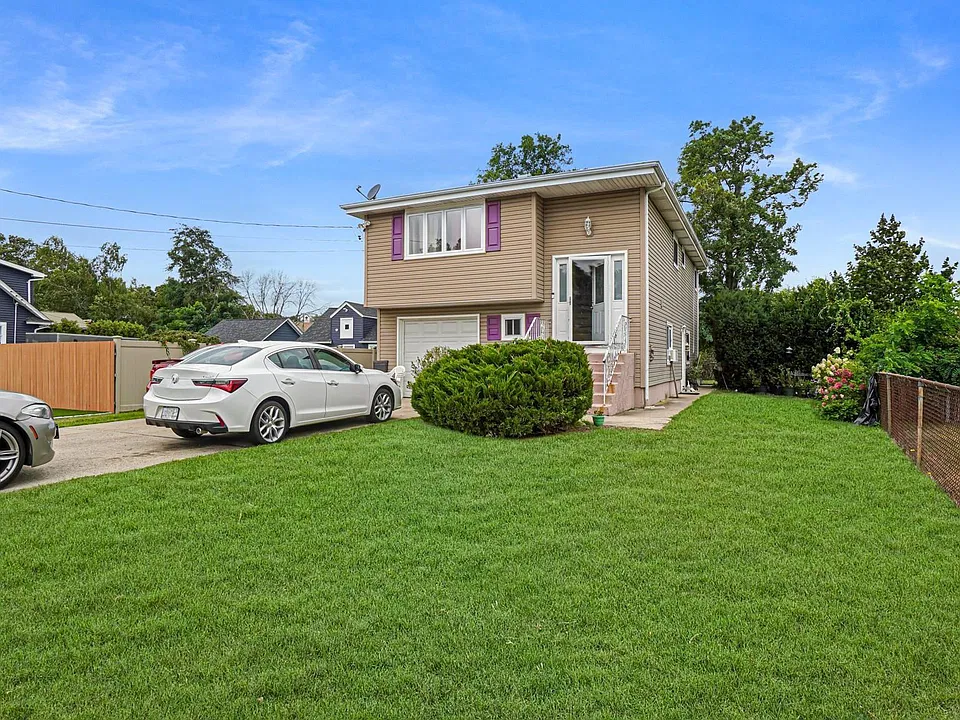 12 Garden St #2