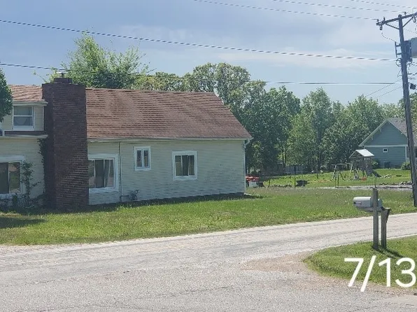 701 W Butterfield Trl, Cole Camp, MO 65325