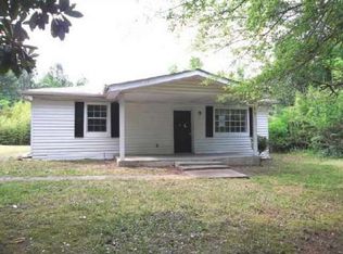 247 1st St, Statham, GA 30666