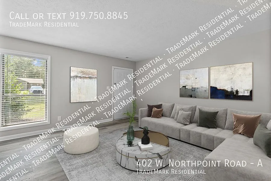 Newly Renovated 2 Bedroom, 2 Bathroom Duplex — Photo 4