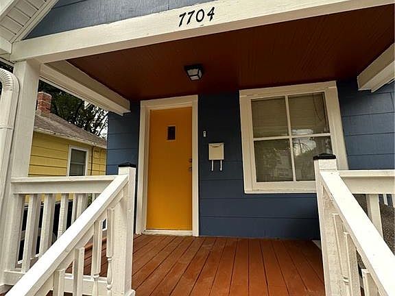 2nd image of 7704 Jefferson St