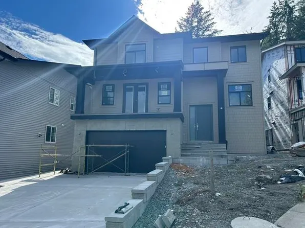11077 241a St, Maple Ridge, BC V2W 2C9