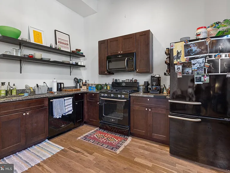 1737 N Howard St #1C — Photo 3