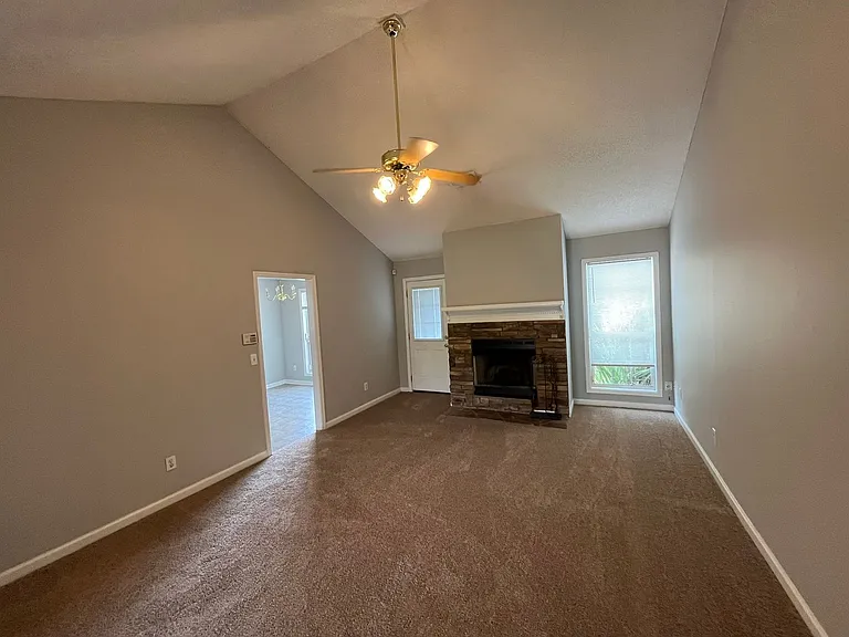 6057 Buxton Dr — Photo 10