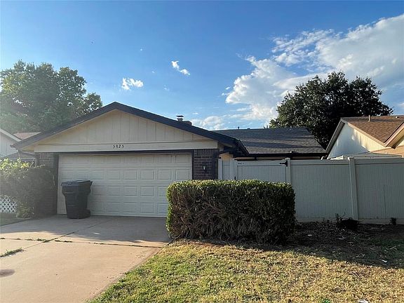 3rd image of 5925 Vixen Way