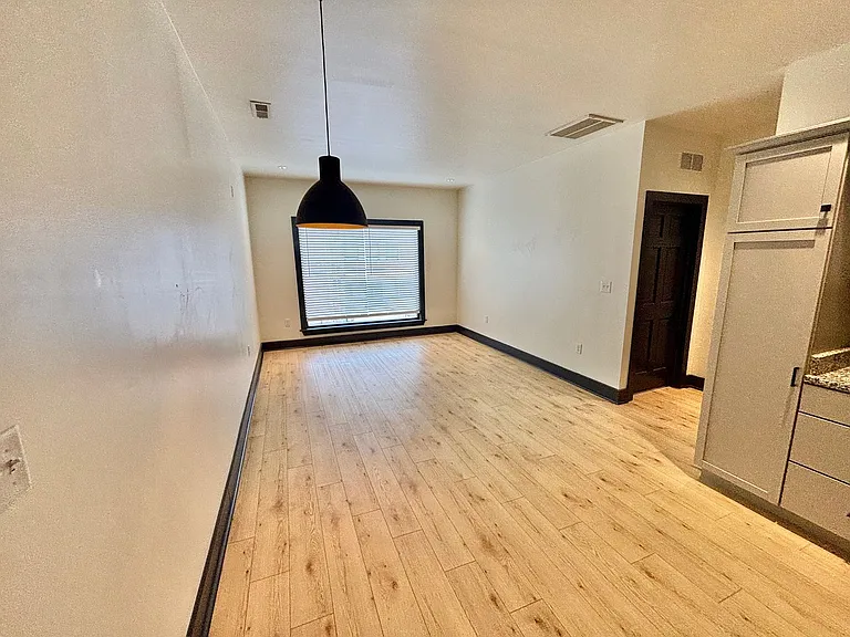 2510 Portland Ave #203 — Photo 5