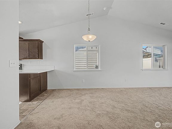 5th image of 1118 W Sequoia Road