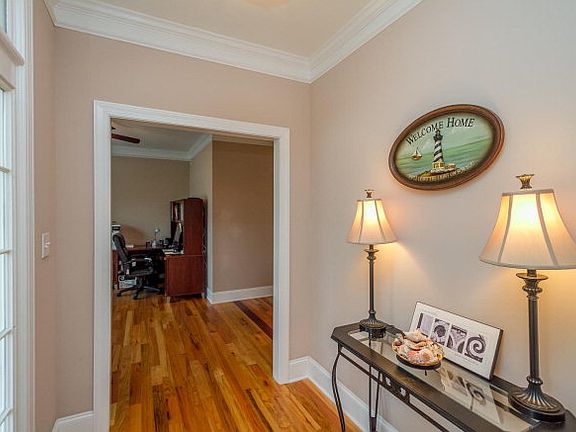3rd image of 2108 Fothergill Dr
