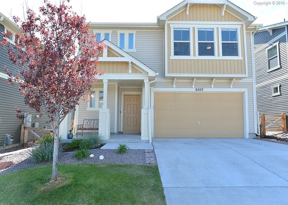 FRONT VIEW OF THE HOME