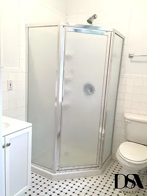 Rented by DSA Realty | media 23