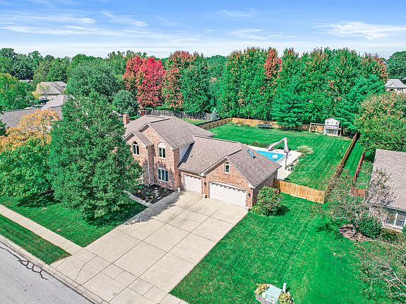 4th image of 6172 Yellow Birch Ct