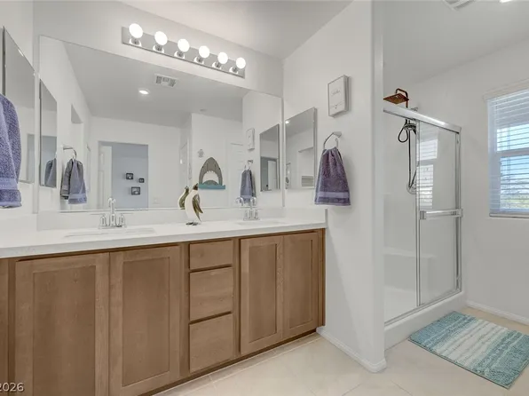 909 Kyanite Ln, Henderson, NV 89011