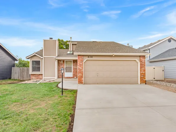 828 Essex Dr, Loveland, CO 80538