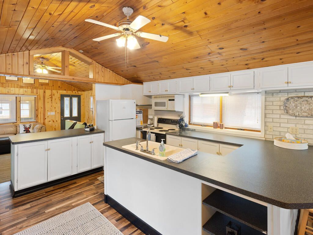 18670 483rd St McGregor MN 55760 USA-031-015-031-MLS_Size