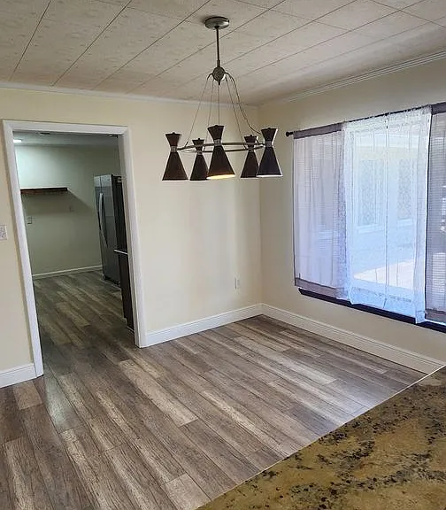 570 Cairo Rd — Photo 11