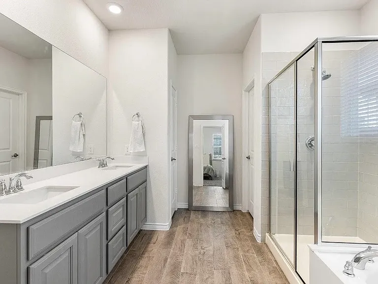 4122 Ellinger Dr — Photo 6