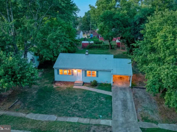 1 Hickory Ln, Dover, DE 19904