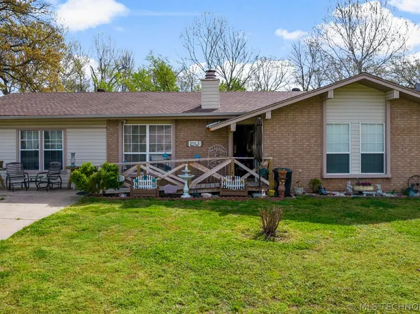 14201 S 261st East Ave, Coweta, OK 74429
