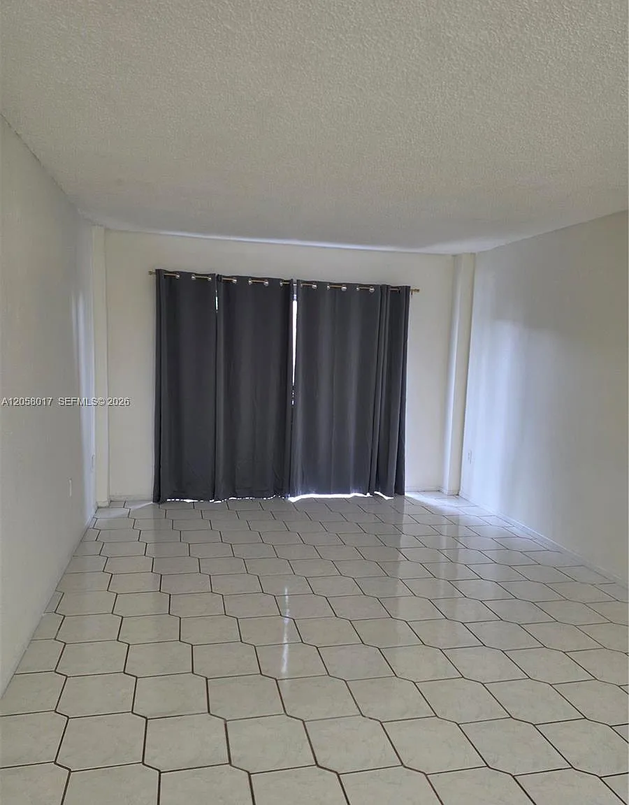 Manors Of Inverrary I-4 — Photo 4