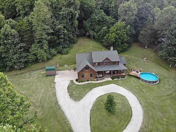 2nd image of 4693 Clymers Creek Rd