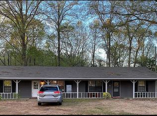 2130 Land Rd #A, Columbus, MS 39705