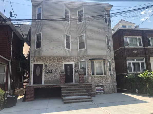 18 Britton Street image 2 of 20