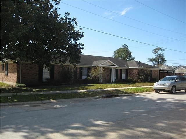 1st image of 4953 Berkley Dr