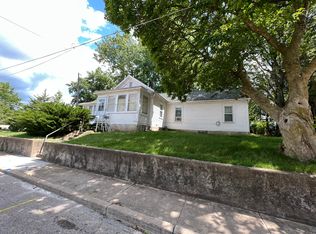 803 E Lincoln St, Bloomington, IL 61701