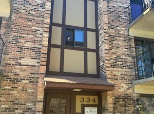 334 Klein Creek Ct APT A, Carol Stream, IL 60188