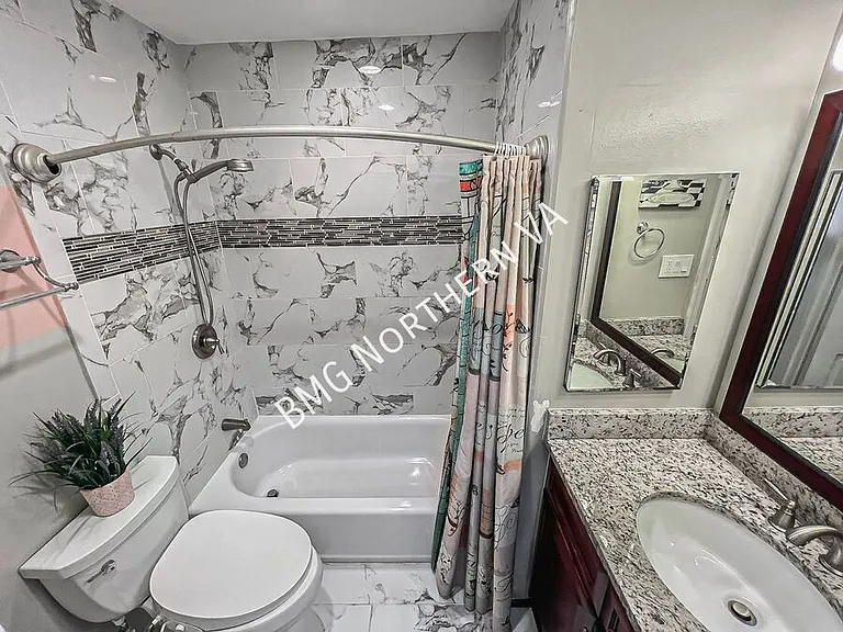 8237 Smithfield Ave — Photo 19