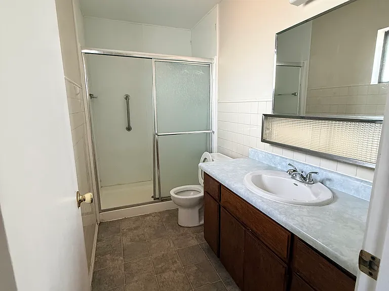 1070 S Highland Dr — Photo 13