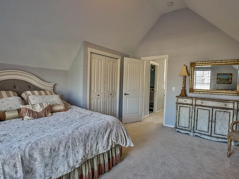 1404 Portside Ct — Photo 26