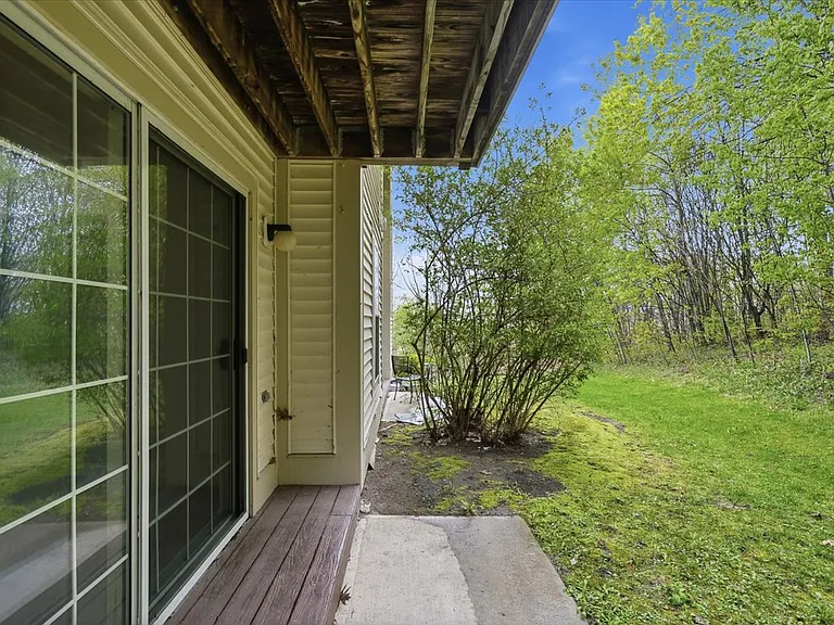 195 Hildred Dr — Photo 12